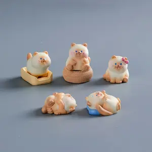 Small Siamese cat decoration for computer, TV monitor, car navigation system, dashboard, micro landscape, home decor