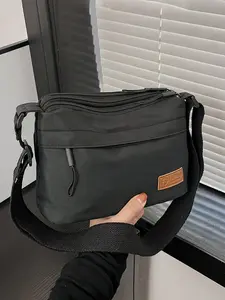 A small  retro casual  fashionable shoulder and crossbody bag with simple and solid color stitching design. It is practical and versatile with large capacity, suitable for office workers' daily commuting, shopping, etc. Adjustable Shoulder Bag