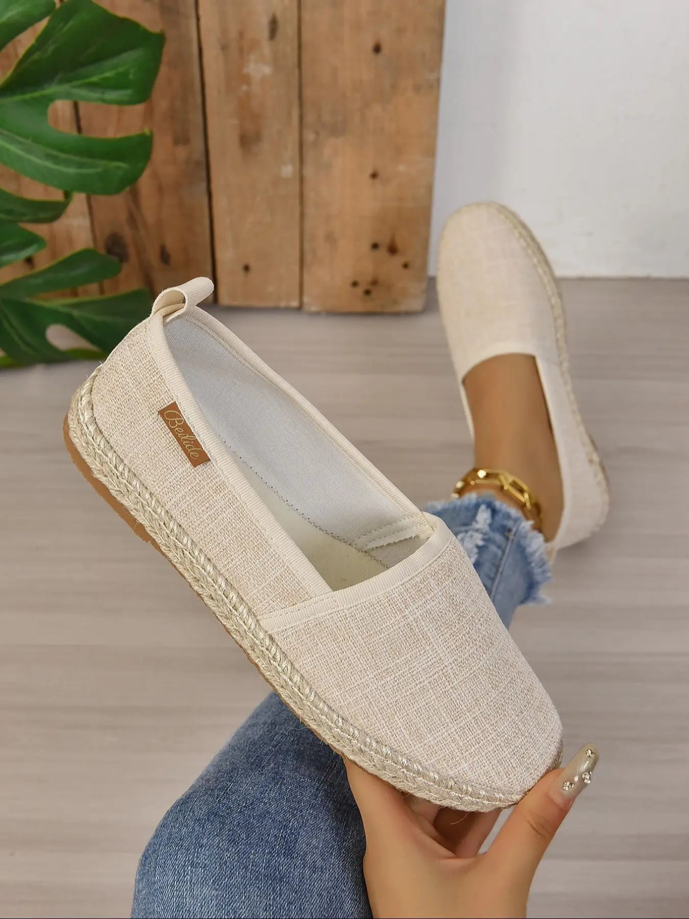 Women's bohemian flat shoes, Lightweight casual shoes, simple pastoral design with hemp rope bottom, comfortable and breathable without grinding feet, suitable for daily casual occasions, gifts, Slip On Footwear, Slip On Flats
