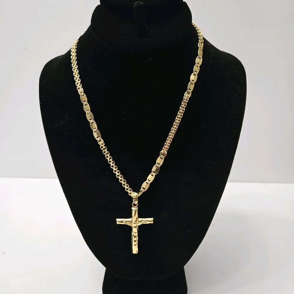 #9. 18K Gold Plated 18" Carpet and Razor Necklace and Cross Pendant