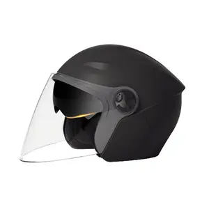 Unisex Winter Electric Motorcycle Helmet, Thermal Warm Lining, Fleece Pad, Warmth Lock, Impact Safe, Lightweight Design for Cold Rides