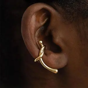 Earbone Clip with Personalized Knotted Ear Clip  A Niche Design with A Cool and Cool Style Without Ear Holes, Minimalist Earrings
