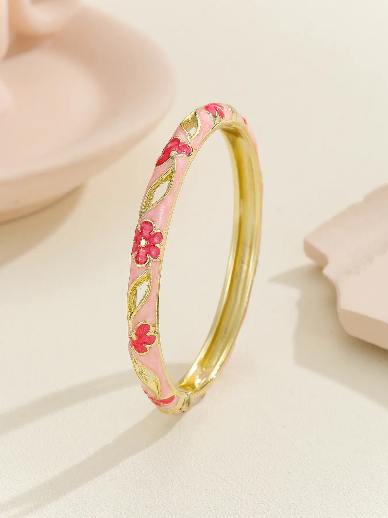 Boho Style Women's Cloisonné Enamel Bracelet, Hollow Flower Pattern Casual All-Season Accessory, Flower Design Bracelet