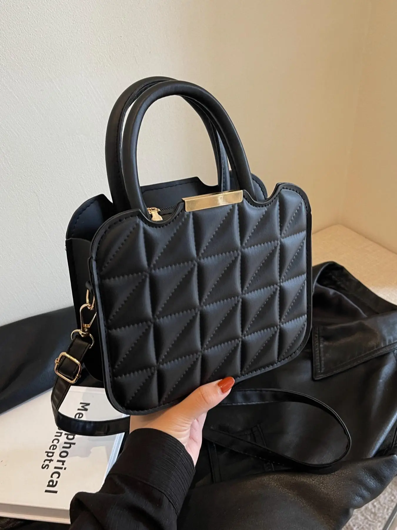 Women's Elegant Quilted Pu Leather Handbag As Gift, Square Solid Color Shoulder Bag for Women, Fashionable All-match Handbag for Daily Use