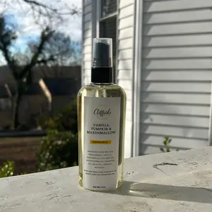 Vanilla Pumpkin & Marshmallow Nourishing Body Oil Spray