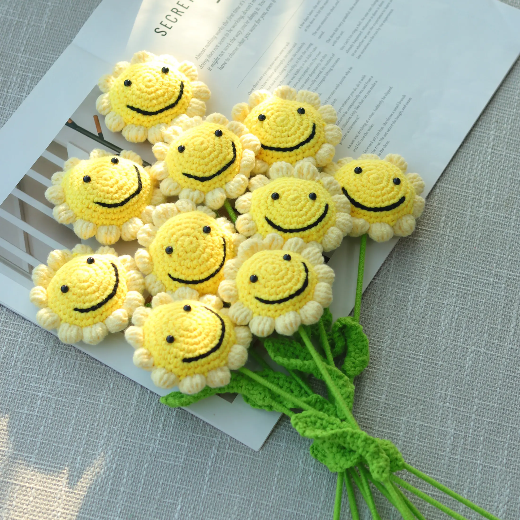 3/6/10 pcs Crochet Cute  Sunflower Flowers Bouquet, Artificial Flowers for DIY Crafts, Home Decor, Wedding, Party, Teacher Gift, Fall Decoration, Bouquet Decorations, Artificial Floral Arrangements