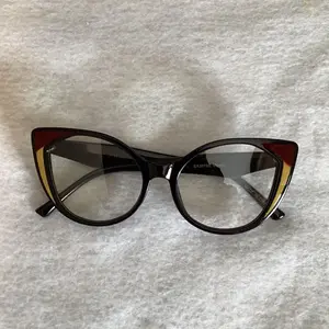 Cateyes Stylish Glasses with Colorful Frames and Clear Lenses - Elegant Design for Everyday Wear