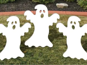 PVC All-Weather Ghostly Trio Yard Decoration