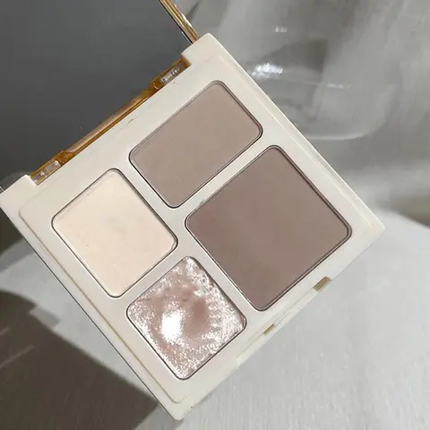 4-Color Highlighter Makeup Palette, Long Lasting Matte Bronzer Palette, Facial Contouring and Detailing Makeup Powder, Contour Powders