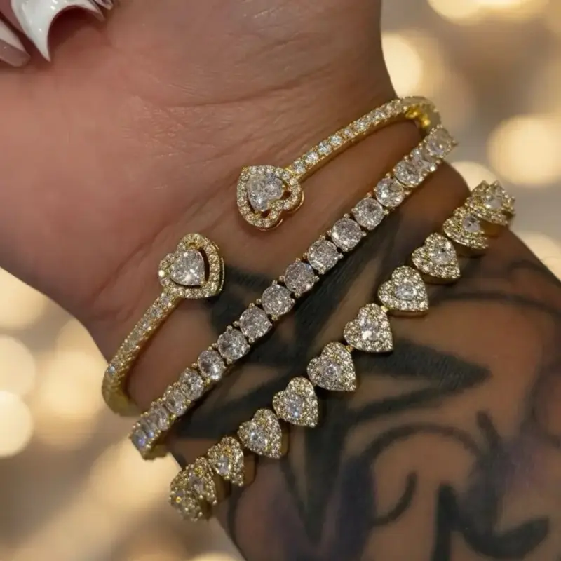 Female Fashionable 3-Piece Love Bangle Set, Elegant-Casual-Classic Costume Jewelry Bracelet