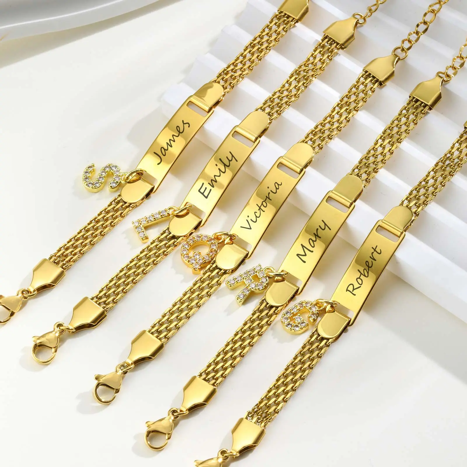 Vnox Free Engraved 26 Letters Bracelets For Mom Baby, Stainless Steel Strap Chain With Curved Nameplate Wristband Birthday Gifts