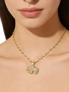 Women's Stainless Steel Necklace, Artificial Zirconia Elephant Design, Fashionable Daily Wear Jewelry Gift for Women