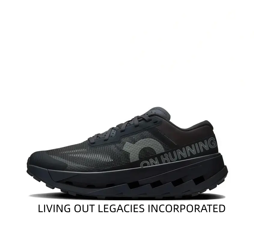 This low-profile trail running shoe features sleek all-black breathable mesh fabric. The thick hollow sole delivers reliable cushioning for long-distance runs, off-road hikes and daily urban wear.