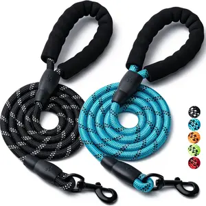 Anti-explosion reflective pet lead, dog chain for walking, leash for medium or large dogs, heavy-duty dog belt, with comfortable soft pad handle and high reflectivity, suitable for medium or large dogs