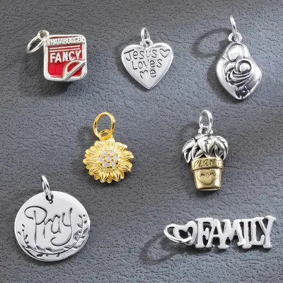 Wednesday Bow Necklace TikTok Shop - Main Image