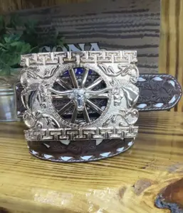 BUCKLE – Longhorn on Rose Gold Ranch