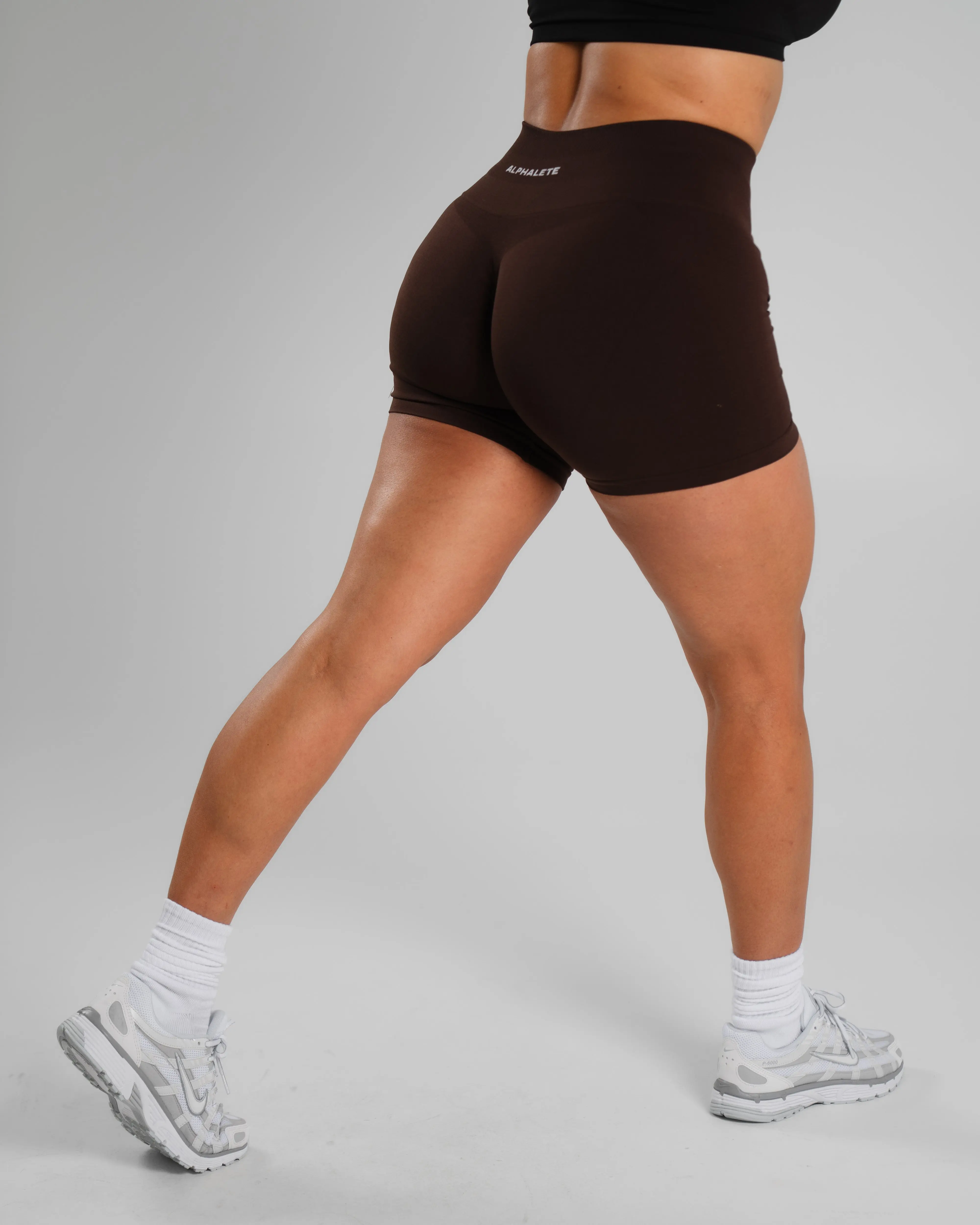 Amplify Mid Rise Short - Espresso