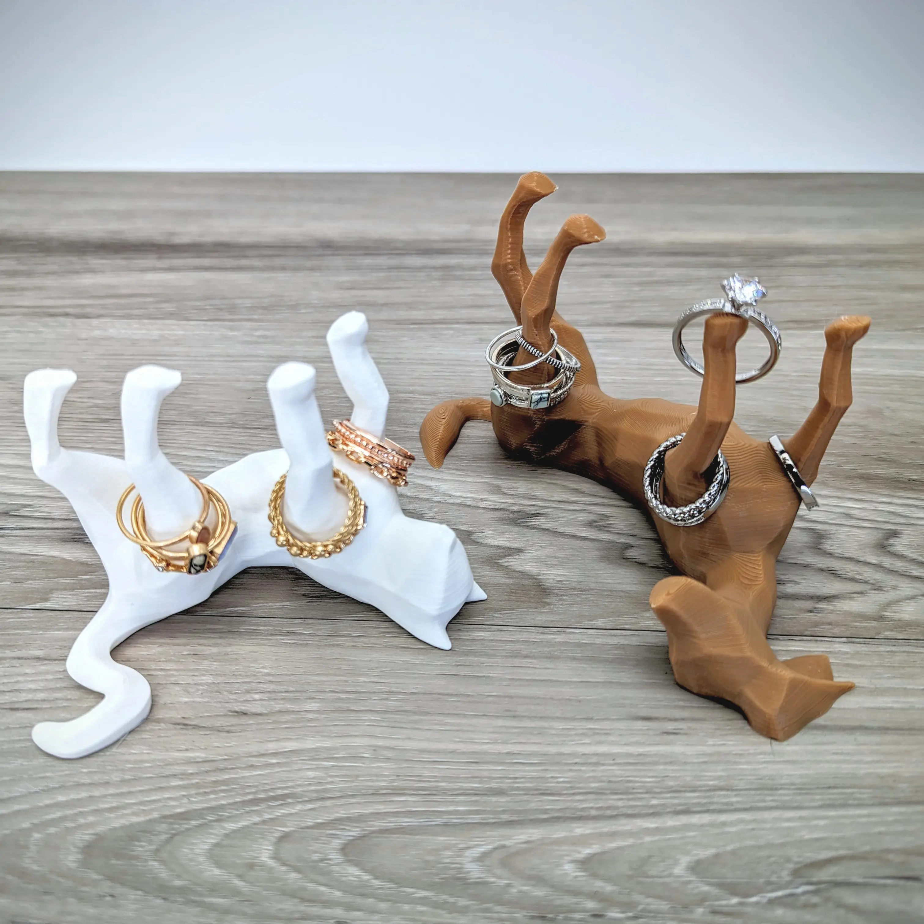 Playful Kitty-Dog Ring Jewelry Holder | Gift-Worthy Pet Ring Holder