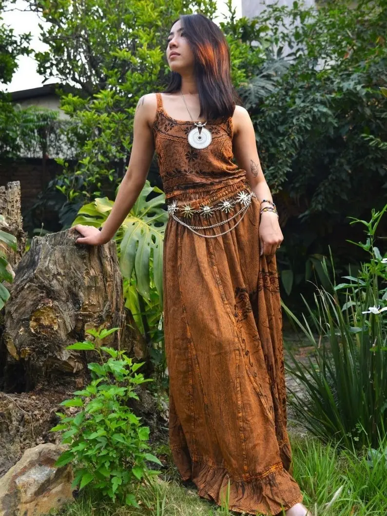 Vintage Style Bohemian Hippie Embroidered Skirt and Top Set, Cottage core Fairy Vibe Flowly Long Maxi Skirt Set, Aesthetic Whimsical Design