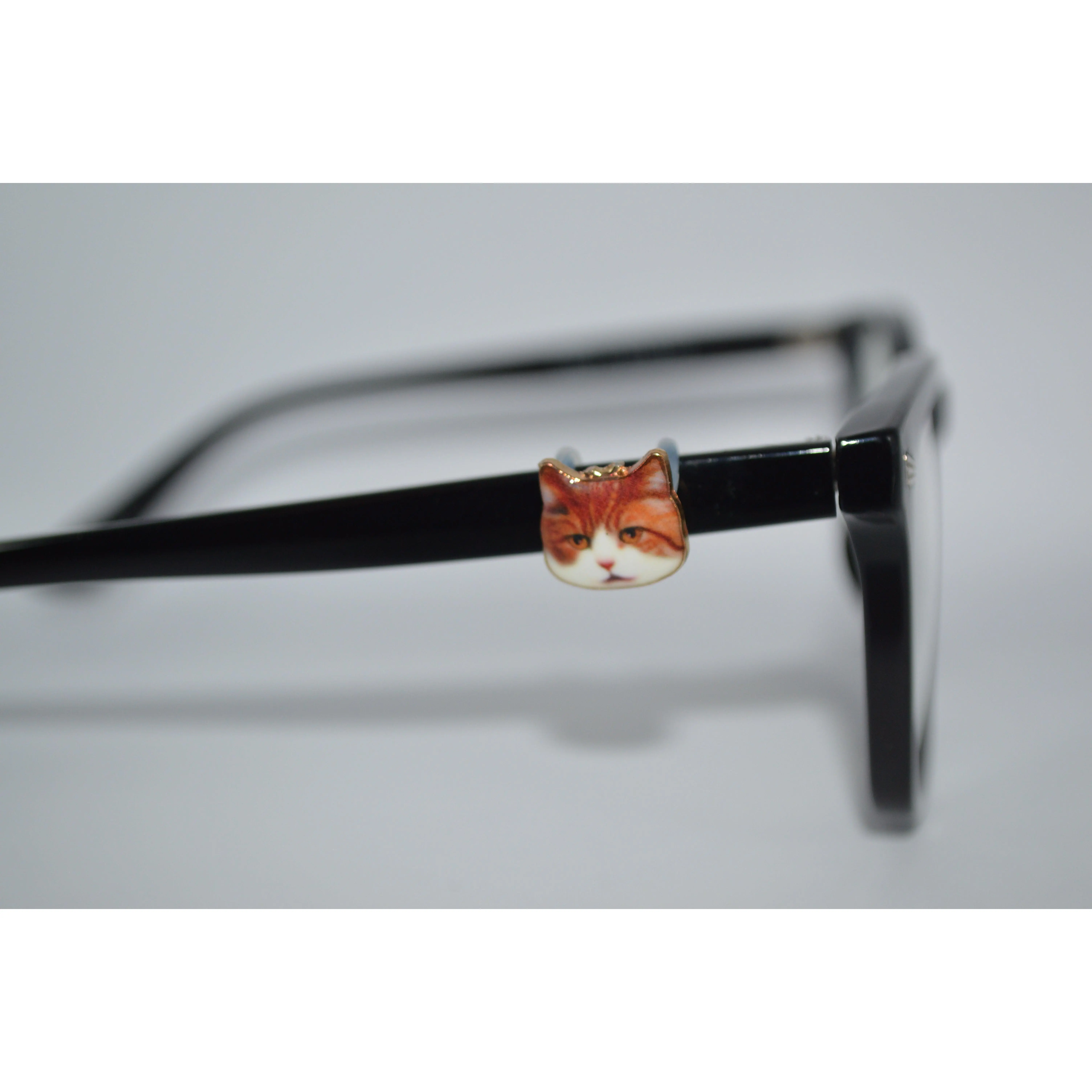 Realistic Cat Face Eyedeco Charm                                   A1-A4