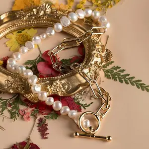 Vintage Yellow Gold Pearl Necklace