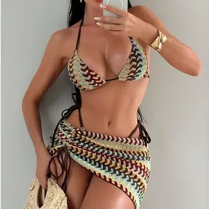 Beach vacation bikini swimsuit, three-piece sexy hot girl striped strapless one-piece swimsuit.