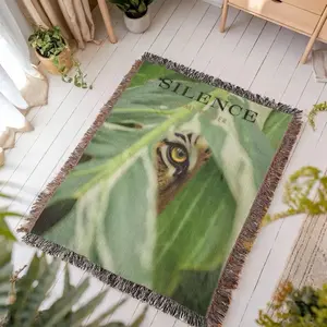 Silent Tiger Throw Blanket – Dark Feminine Energy Gift, Motivational Blanket for Her, Cozy Luxury Wildlife Throw, Meaningful Home Decor