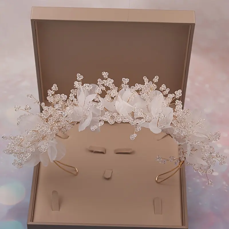 Classic Metal Alloy 1-Piece White Artificial Flower & Sparkling Crystal Bridal Headband - Headband Shape Hair Accessory for Wedding Ceremony, Bridal Shower, Birthday Gifts (1-Pack), One-Piece