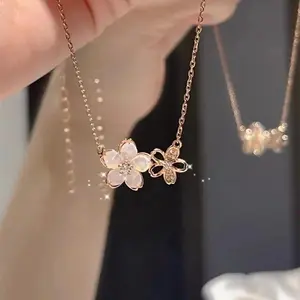 High Quality Fashion Shiny Sakura Pendant for Women Fashion Trendy Stereoscopic Peach Blossom Luxury Necklace Jewelry Women