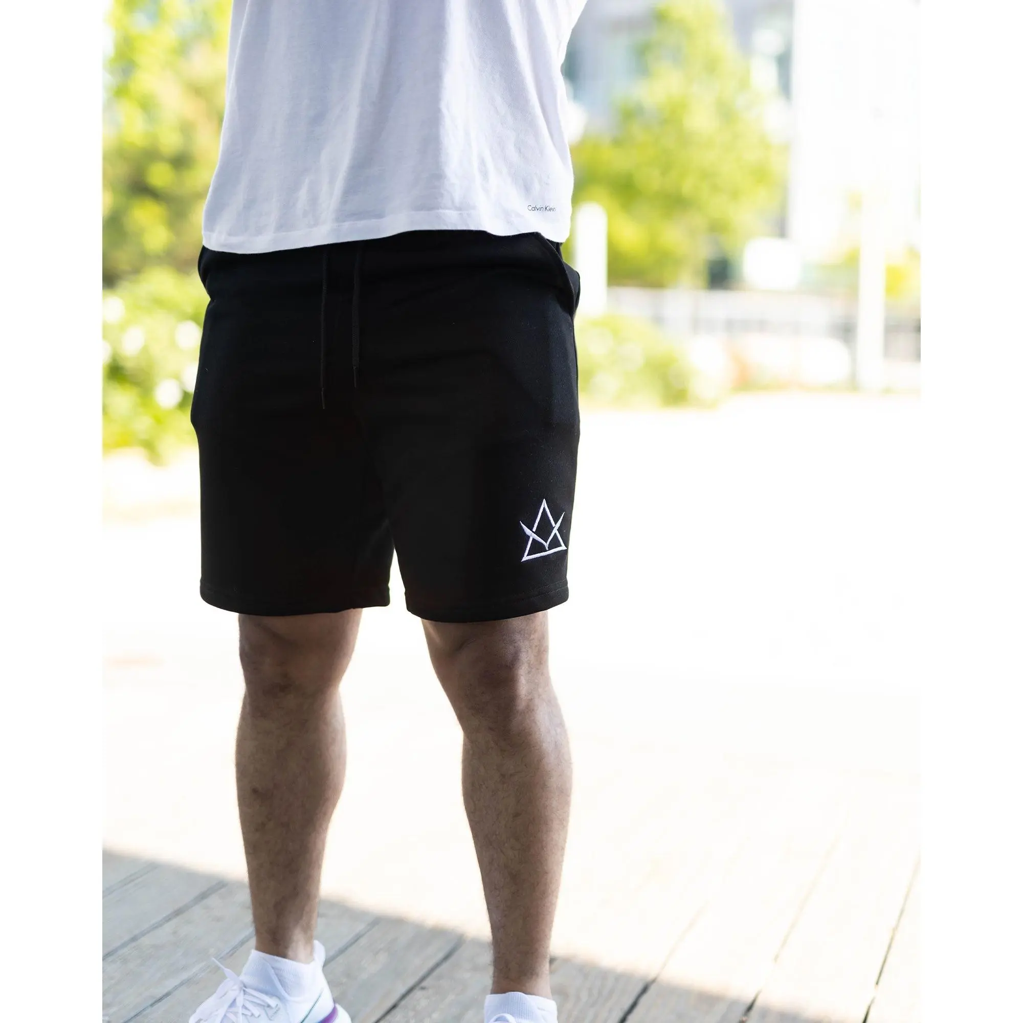 Essential Shorts Black