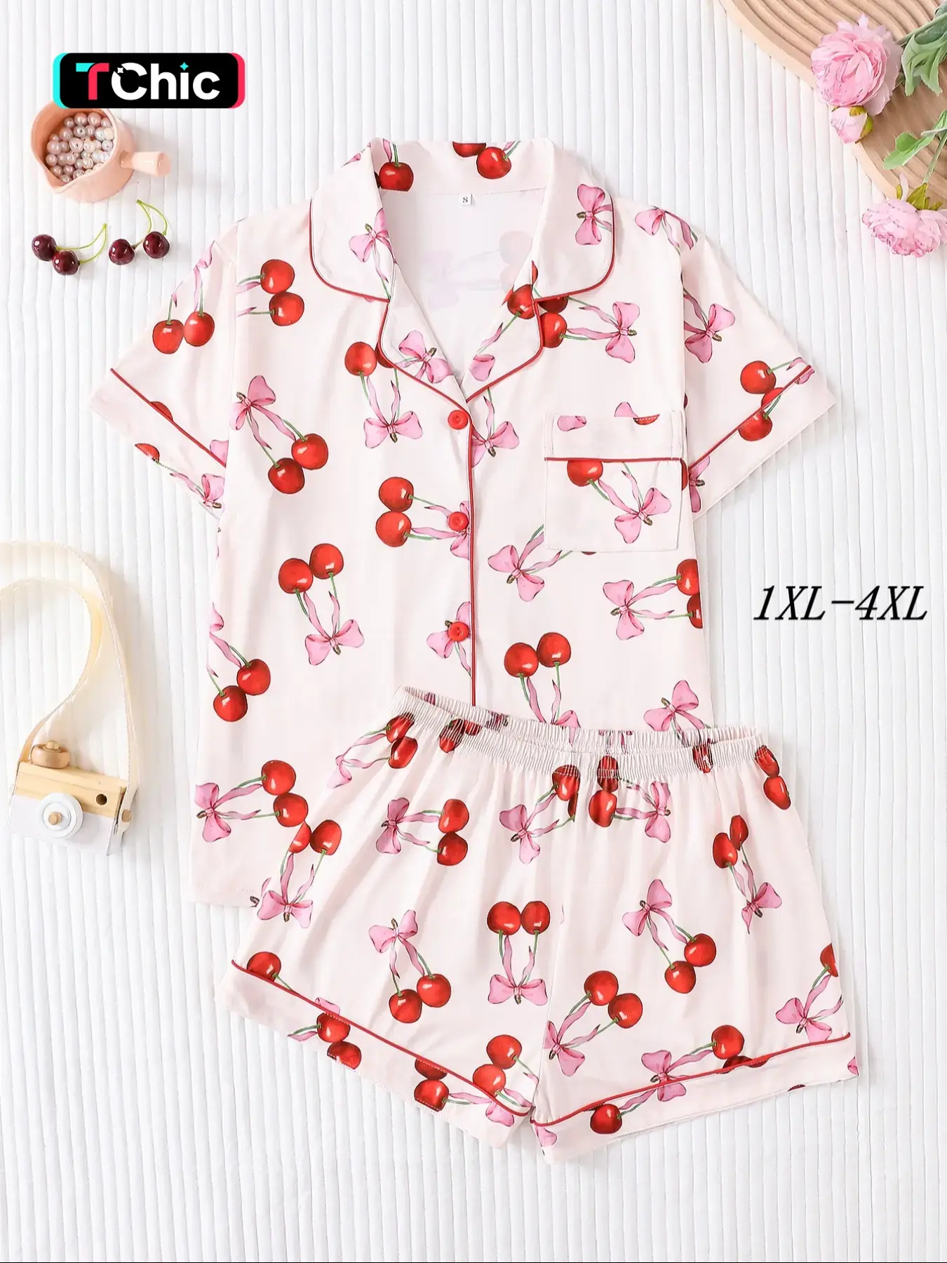 [Plus Size] Cherry Print Shortsleeve Top & Shorts Pajamas, Fruit Print Pajama, Casual Comfy Short Sleeve Top & Shorts Pj Set, Women's Sleepwear for Summer, Cute Loungewear Outfit, Cute Pajama Sets, Homewear, Womenswear, Pyjamas