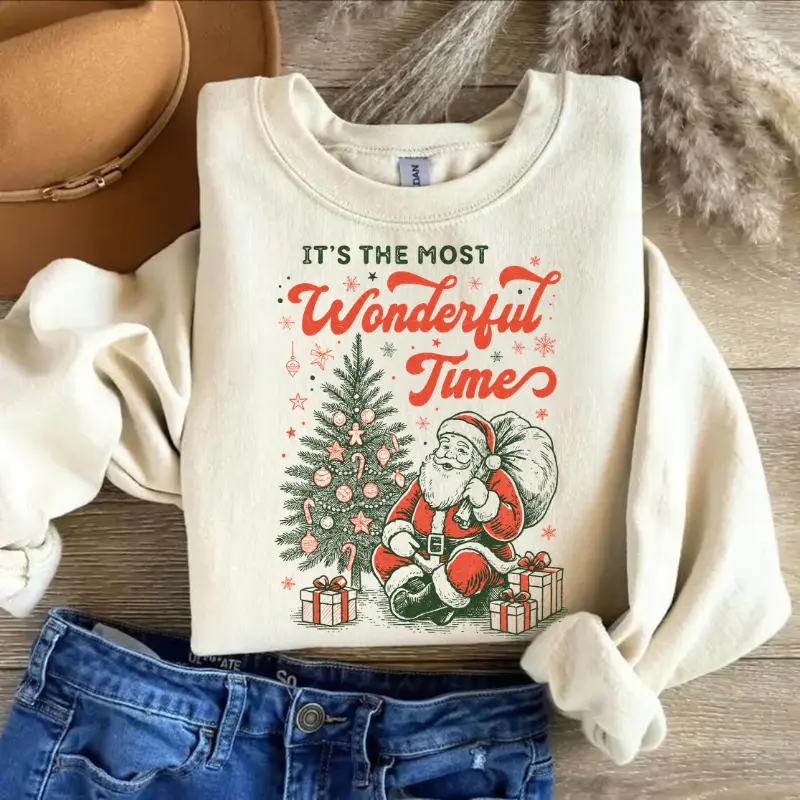 Retro Santa Christmas Sweatshirt, 90s Vintage Holiday Crewneck, Boho Winter Pullover, Cozy Xmas Sweater, Classic Christmas Gift for Women & Men