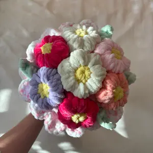 Crochet Daisy Bouquet Plushie