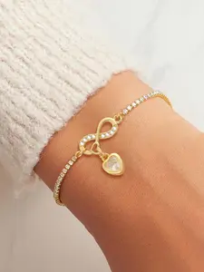 Women's Heart Infinity symbol Pendant Bracelet, Adjustable Sliding Chain Design, Fashionable Jewelry Accessory for All Occasions