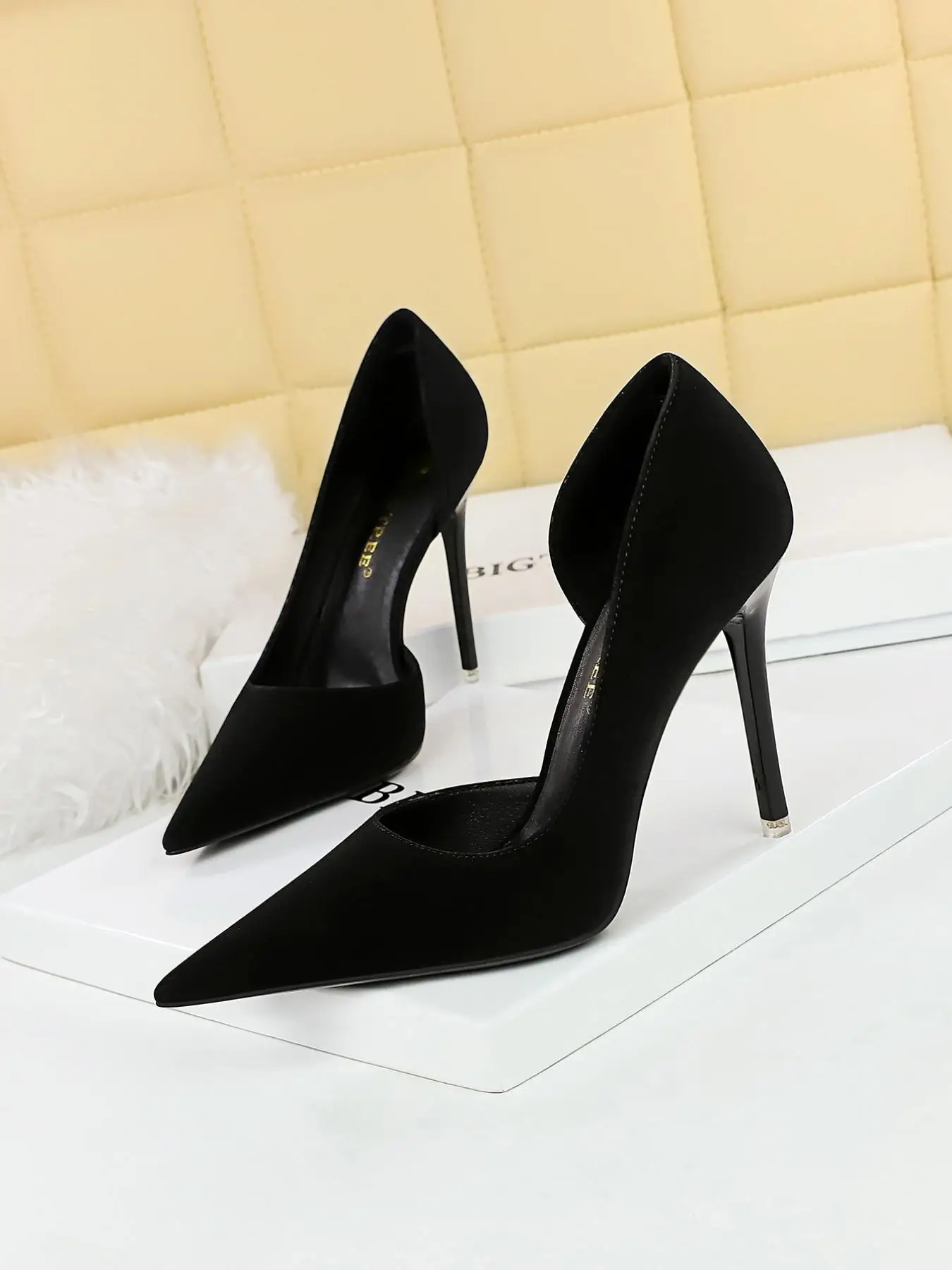 Women's Elegant Solid Color High Heels, Fashionable Pointed Toe Stiletto Heel Heels for Party, Daily Decor, Trendy All-match Minimalist Heeled Shoes f