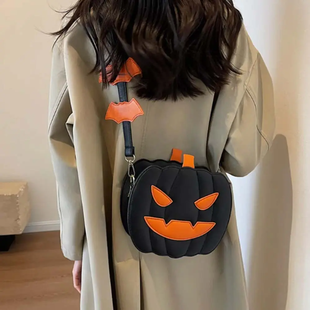 [Made-to-Order] Jack O Lantern Pumpkin Crossbody Bag Cute Halloween Purse with Bat Strap Accents