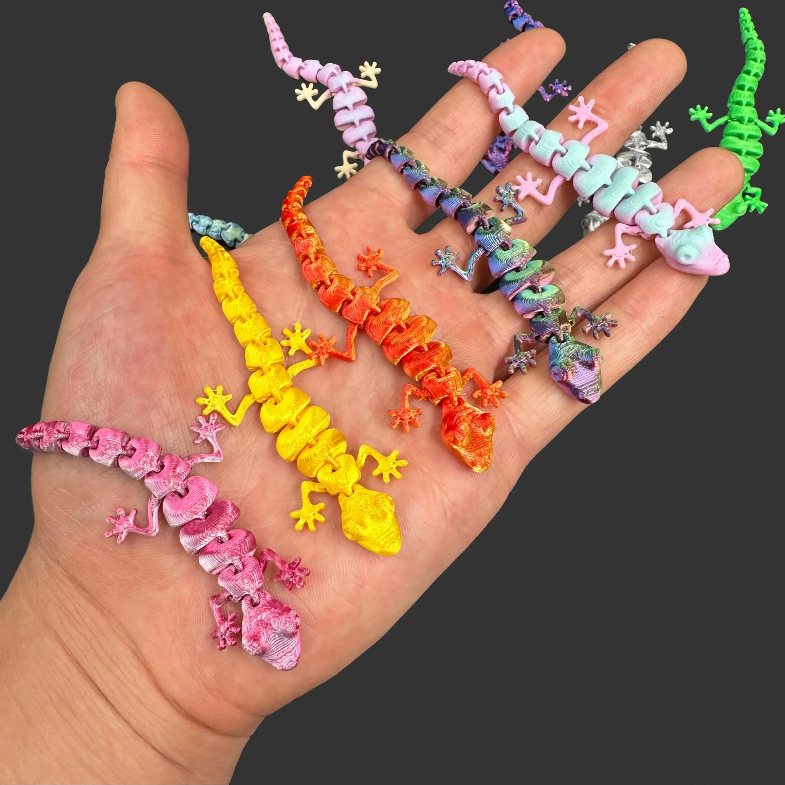 100-Piece 3D Printed Gecko Set, 3.62 in PLA Material, Bright Colors, Smooth - Festive Christmas Decorations, Home Landscape Ornaments (Comes in a Box)