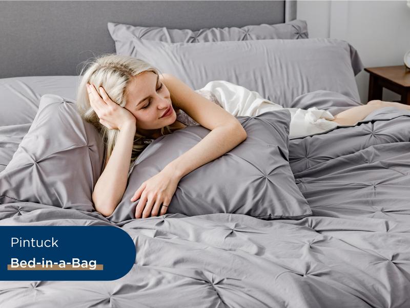 7 PCS-Bedsure Soft  Pintuck Messy Bedding Sets - Multi-Color,Cloud-like,Ultra-Soft,Machine Washable,Luxury Bedroom Decor Accessories,Breathable,All-Season King Size Comforter Sets,Hotel Quality, Restful Sleep, Geometric Pattern