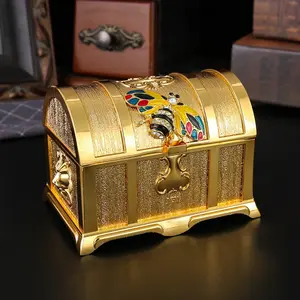 Arch-Shaped Bee Jewelry Box, Farmhouse Healing Style, Large Capacity Storage Design, Handmade Embellished Fake Bees, Perfect Gift for Girls