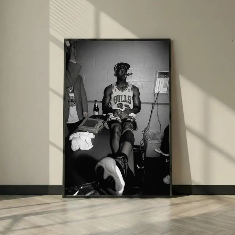 [Unframe Poster] Michael Jordan Cigar Chicago Bulls Locker Room Photo Black and White NBA Legend Art