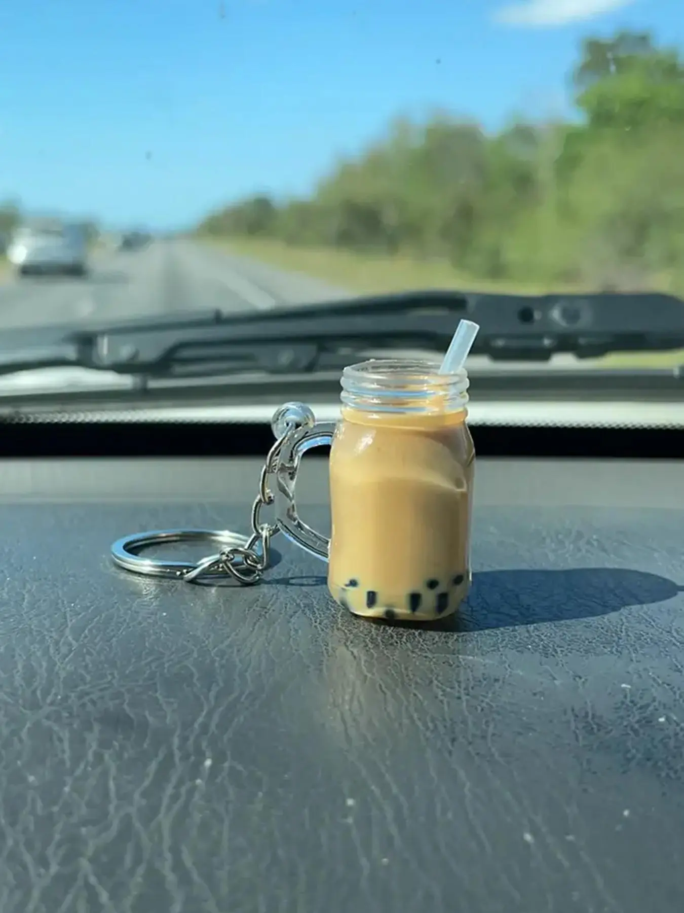 Cute Bubble Tea Bottle Shaped Acrylic Keychain, Creative Keychain for Car Keys, Key Ring Gift for Best Friend, Mini Bestie Bag Car Key Ring Pendant Ornament, Key Fob, Car Key Chains, Keychain for bags