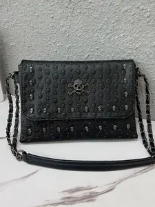 New Skull Head Women's Unique Design Embossed Chain Bag Rivet Shoulder Crossbody Bag, Suitable for Dating Daily Use and Matching, Casual Trendy Purse