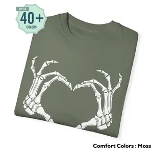 Skeleton Hand Comfort Colors Shirt, Heart-shaped skeleton hand Tee – Women's Halloween Tee for Spooky Season, Hand Tee - Gift for Best Friend, Gift for Him & Her - Trending, Crew Neck, Top All Size