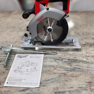 Milwaukee 2630-20 M18 18-Volt Lithium-Ion Cordless Circular Saw, 6-1/2 In.