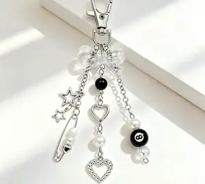 1pc Handmade Resin Bead Keychain Punk Goth Style for Women, Y2K Lobster Clasp Pendant Charm, Cute Fashion Accessory for Car Bag Backpack School Daily, Great Gift for Her