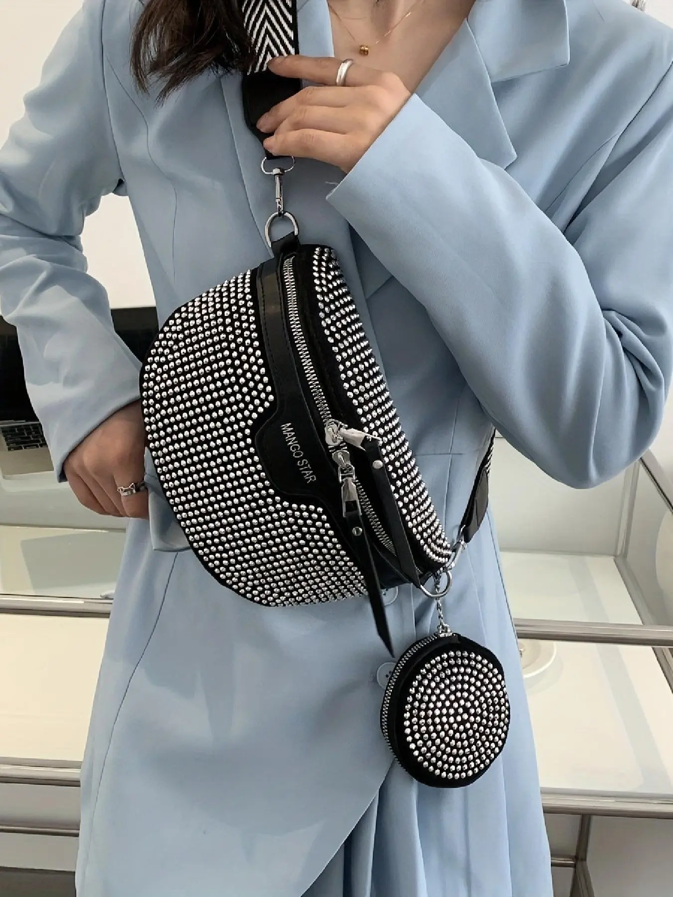 Women's minimalist fashion crystal-embellished chest bag, versatile casual crossbody waist pouch purse, Zipper Fanny Pack, Fashion Waist Packs, Waist Bags for dating, shopping, parties, travel and various occasions