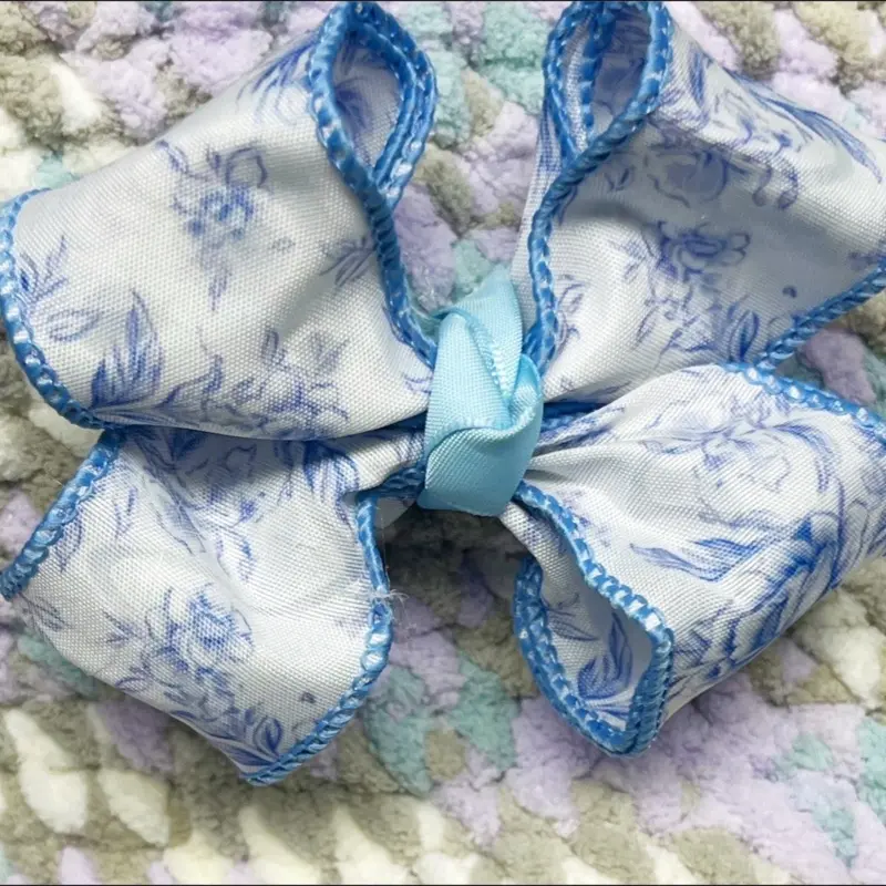 Bowzy Bow Hair Accessory for Daily Wear, Casual Outfits