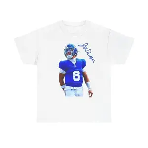 Jaxson Dart Graphic T-Shirt – Retro Football Streetwear, Unisex Cotton Crewneck Tee, Perfect Game Day Gift for Sports Fans