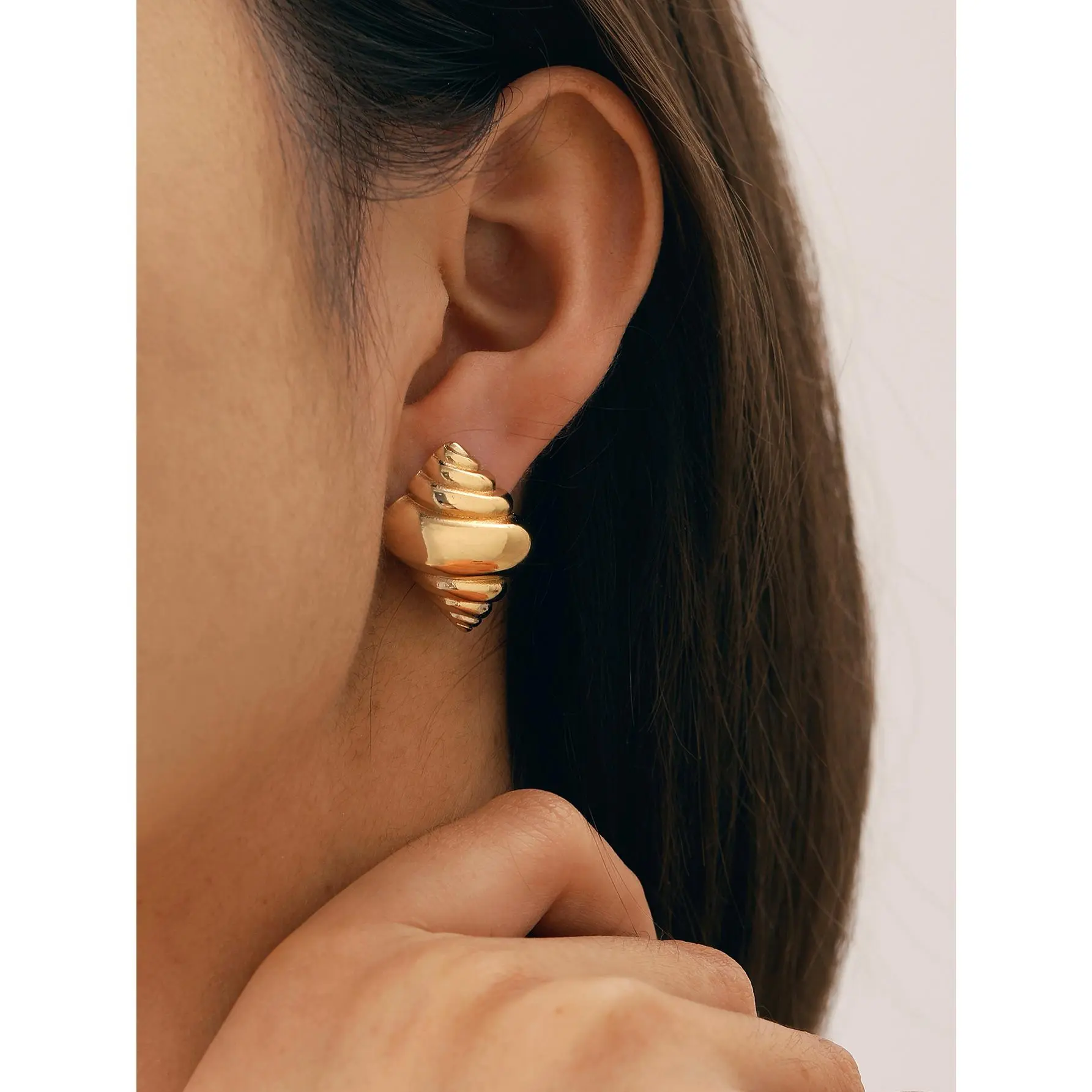 Conch Shell Stud Earrings for Women, Gold Stainless Steel Coastal Jewelry, Small Design for Daily or Holiday Wear, Concise, Ocean-Inspired, Female, Nautical, Casual
