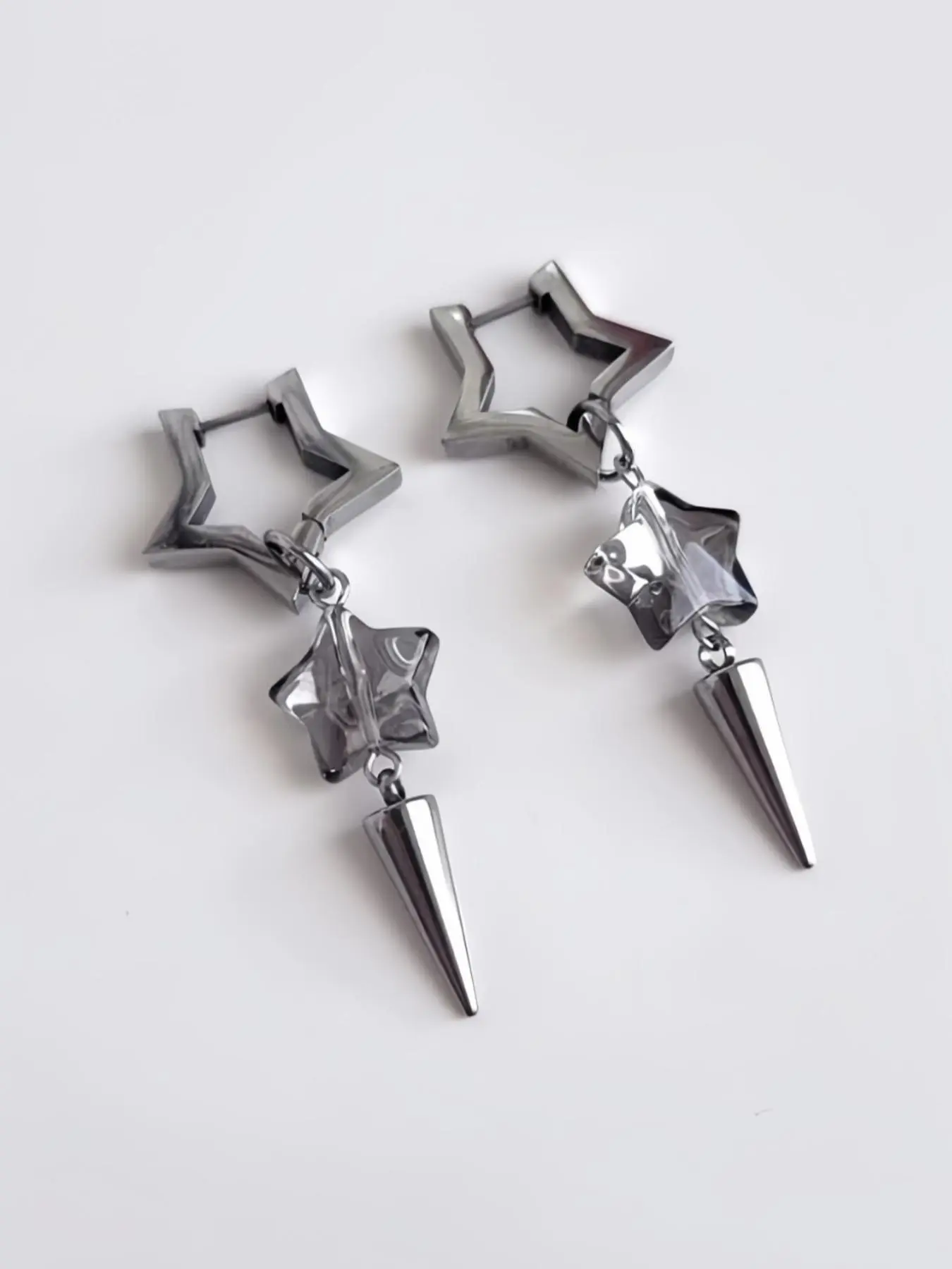 Y2K Vintage Pentagon Unique Star Shape Durable Stainless Steel Stud Earrings, Non Tarnish Earrings, Drop Earring Type, Statement Earring, Cute Street Style Fashionable Party Jewelry, Unisex Fashion Accessory for Daily Wear & Gifts, Fashionable Accessories